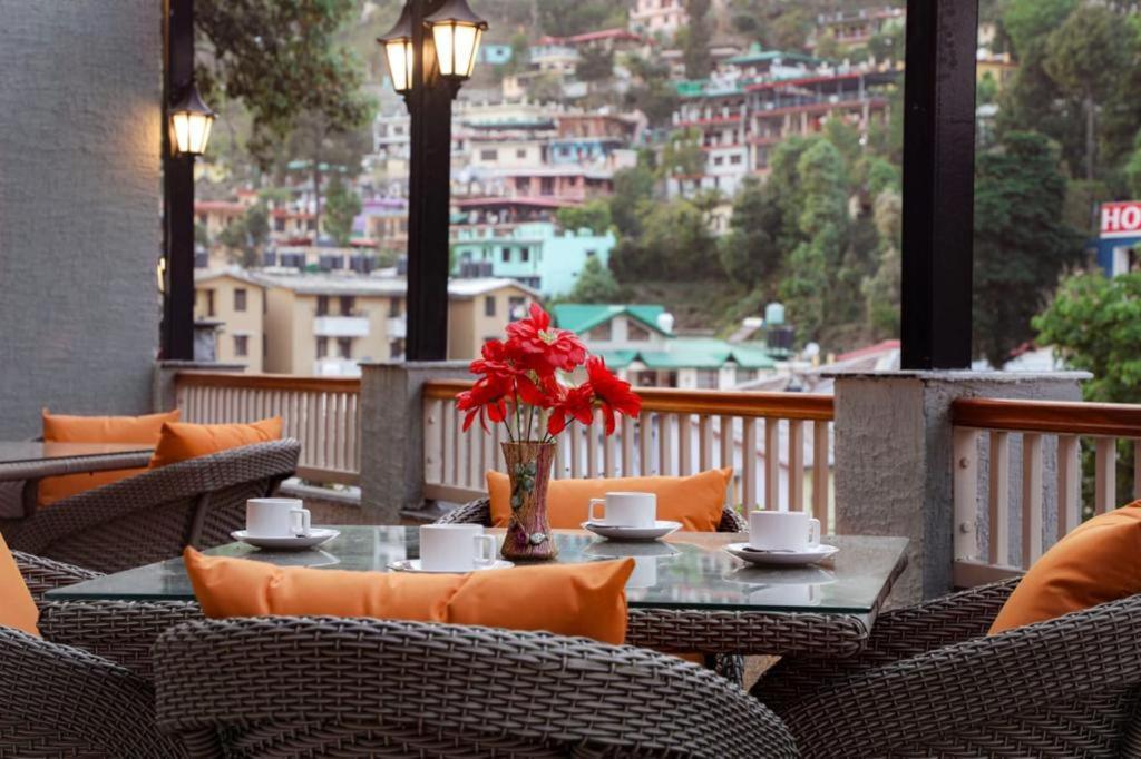 Vinsober Monal Hotel Nainital Exterior foto